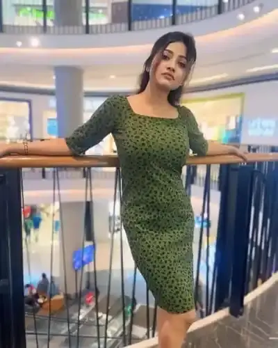 Call Girl Service in Maunath Bhanjan