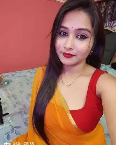 Call Girl in Maunath Bhanjan